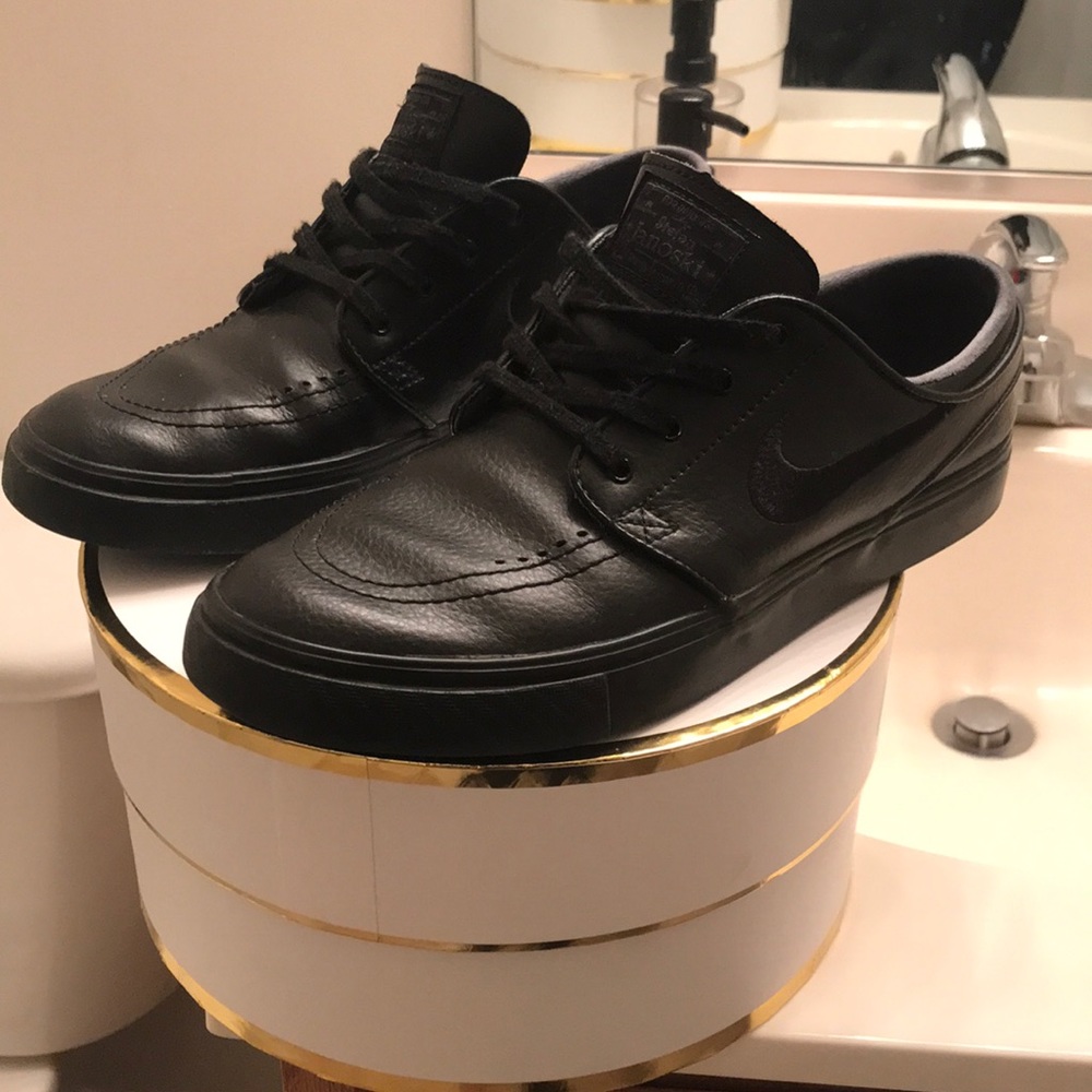 Black Leather Nike Janoski Shoes